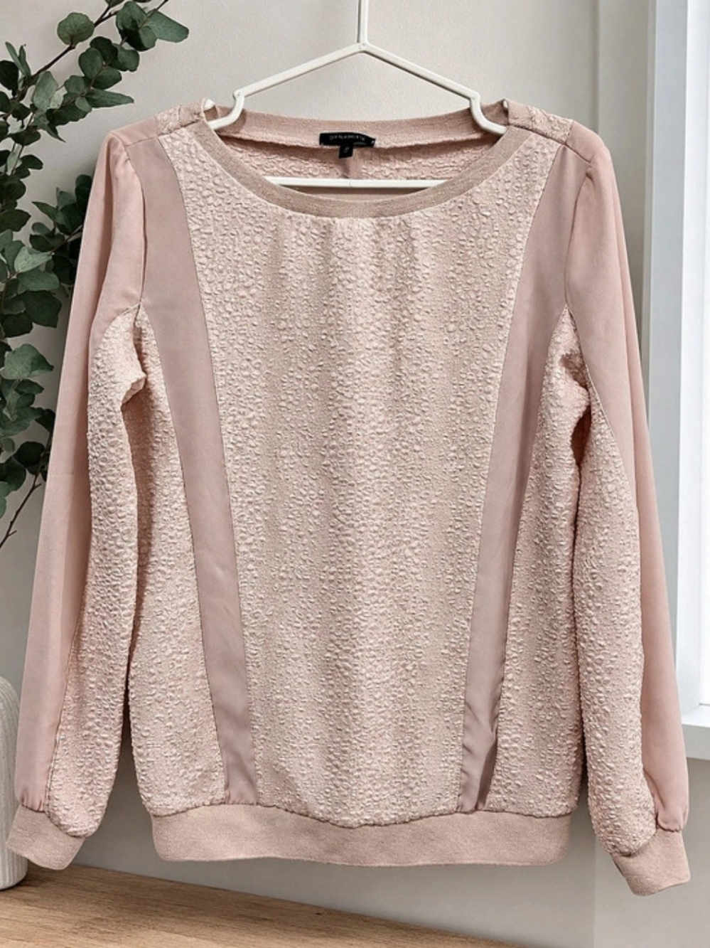 FREE W/PURCHASE Dynamite Long Sleeve Top